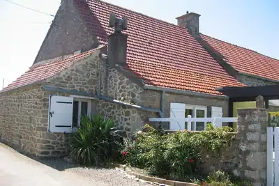 Image de Maison de pêcheur 3 chambres, jardin vue mer et prox plages. Animaux acceptés.