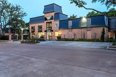 Image de The Hierarchy at Chateaux Dijon. Nice and comfortable just like home