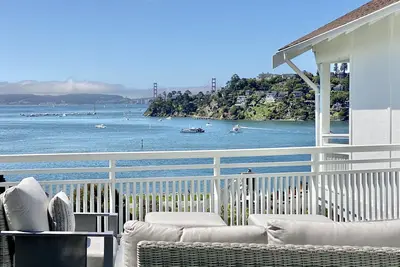 Image de Amazing Views and Walkable to Downtown! Historic 3/2 Home, Sleeps 8