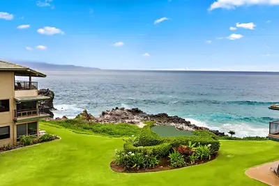 Image de 2bd endless luxury, and soothing sounds of waves