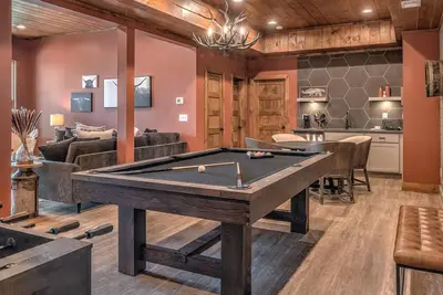 Image de Whiskey Hollow Lodge - Mountain Views | Outdoor Living | Hot Tub