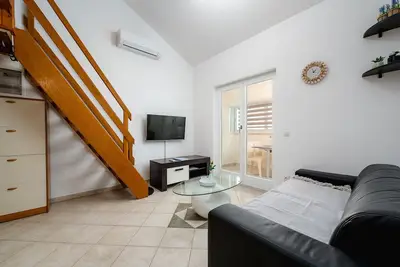 Image de Two storey apartment for four guests near the sea - More