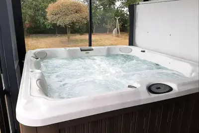 Image de Maison 4 à 8 personnes - Spa privé - Plages à 20min