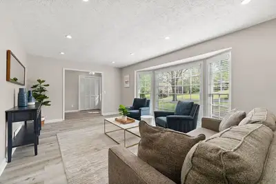 Image de Beautiful Newly-Renovated Home in Indian Hills