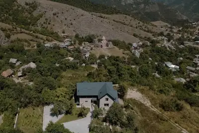 Image de Welcome to Balkonum luxury guesthouse. Your picturesque retreat in Gosh village