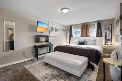 Image de The Blue Door Dream - Stunning design. Very Quiet