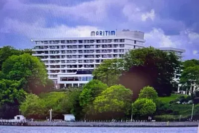 Image de Baltic Sea at its finest/luxury apartment in Maritim with super kitchen/10 m sunny balcony Tg