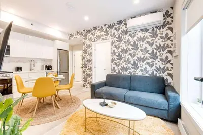 Image de M11 | Mount-Royal Suites: 2br + sofa bed - 310