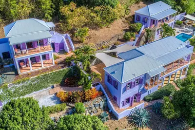 Image de An exquisite home that offers stylish and comfortable accommodation