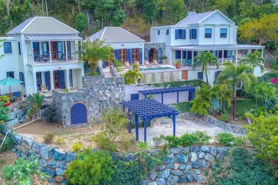 Image de A private retreat just a short drive from beautiful beaches