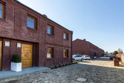 Image de International Poznan Trades_MTP_Airport Ławica_Motorbike Racing_Apartment 125m²