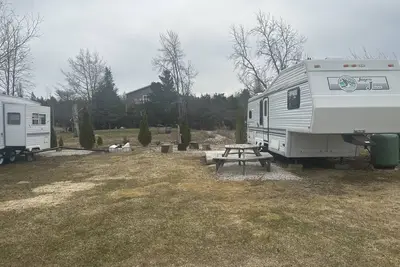 Image de #14 Spacious unit with harbor view