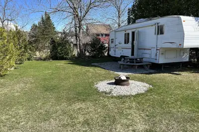 Image de #16 Comfy Camping with a waterview