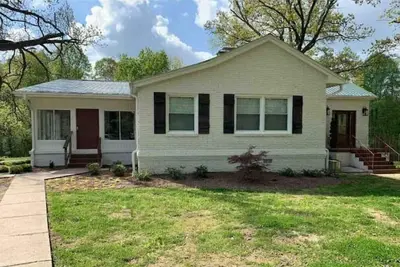 Image de Private 3 Br Home on 17 Wooded Acres with Easy Access to Nashville