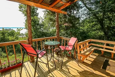 Image de Romantic Innisfree Cottage w/ Lakeview & Firepit