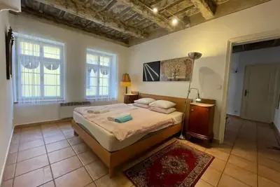 Image de Historical apartment with balcony