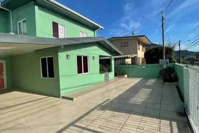 Image de Arlene's Nest - 3bedroom in Diamond Vale