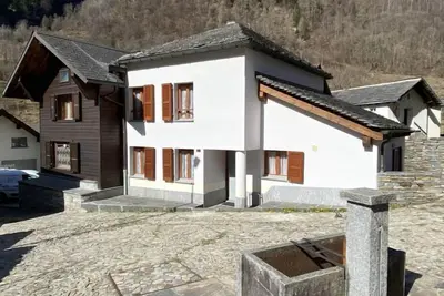 Image de Della Posta Cervo Giardino by Interhome