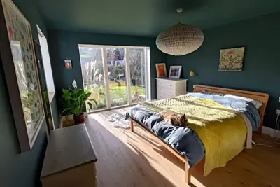 Image de Spacious family home with huge garden