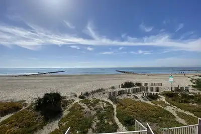Image de Duplex F3 en bord de plage, 6 couchages, Carnon - Animaux admis, Wifi, parking privé