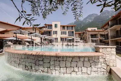 Image de June Stay Lake Garda