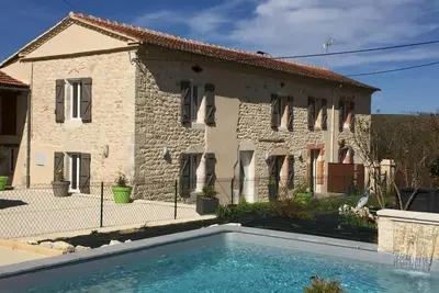 Image de Quand on parle de gîte au cœur du vignoble, celui-ci est plutôt bien placé!