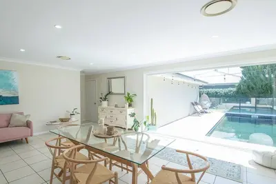 Image de Regand Retreat - Pool, Luxurious Family Home