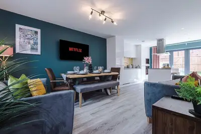 Image de Stylish House in Mcr sleeps9