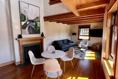 Image de Stunning 2 bedroom loft