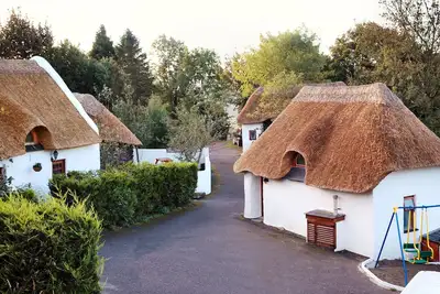 Vacation home for up to 5 people on Lough Allua, West Cork