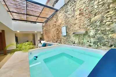 Image de Serene 5-Ensuite Villa, Private Jacuzzi, Daily Breakfast Prep + Free Bonus!