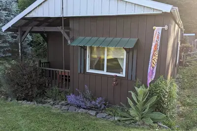 Image de Cozy Cabin with an Rv &Camper Hookup