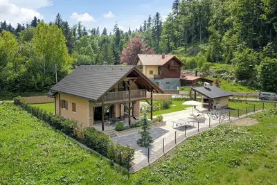 Image de Superbe maison à Fuzine avec sauna