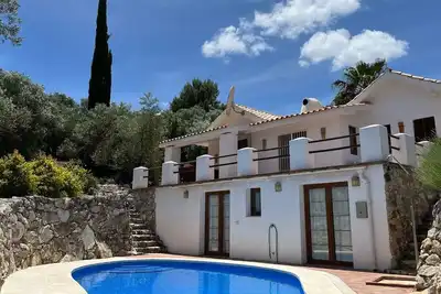 Image de Beautiful cosy villa with stunning views and private pool