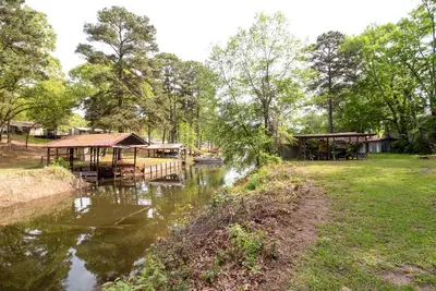 Image de Lakefront Many Vacation Home w/ Deck & Views