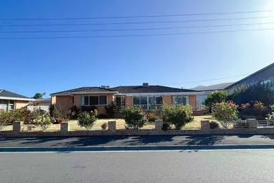 Image de Rose Retreat 10 Min to the Cbd