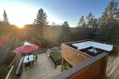 Image de Villa Odette - Alpine Modern - Sunny 2 floor 3 bedroom Chalet + Spa