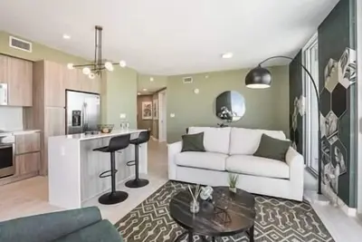 Image de Design Flat/pool/parking/gym