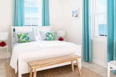 Image de Oceanview 3 Bed w/ Private Patio & Garden - 3b