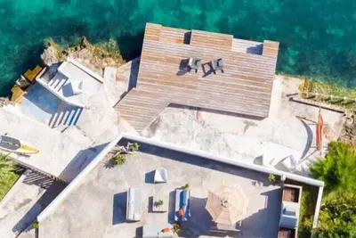 Image de Oceanfront 3bed w/ Private Patio & Garden - 4b