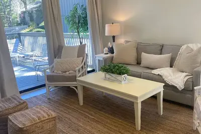 Image de Townhouse with Southern Charm