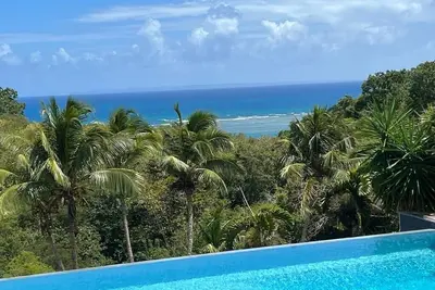 Image de Grande villa avec piscine Vue Mer Le Gosier