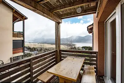 Image de Sylvestre - Aux pieds des pistes vue sur lac