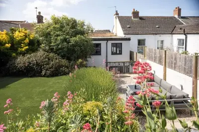 Image de 2 Bed stylish village retreat in Braunton