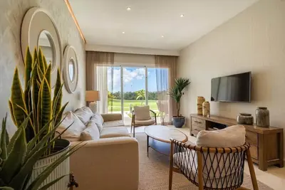 Image de Modern New 2Bdr Apt @ Cana Rock! Great Location!