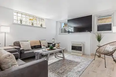 Image de Bright & Charming 2br: Near Downtown