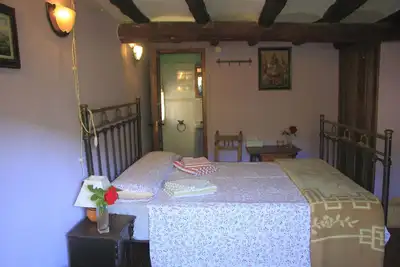 Image de Renovated old house in the heart of the Pasarelas de Valloré