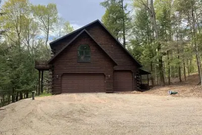 Image de Kelly Lake HideAway-private, lake views, Atv trail\nSleeps 8- 4 Beds- 1 Bathroom