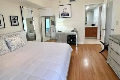 Image de Downtown Miami High-Rise Luxury Condo Bayside Area