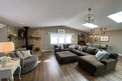 Image de Cozy Corner Cottages-3 Bedroom House Rental